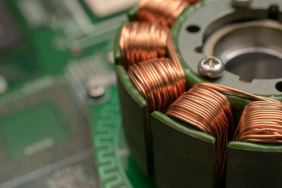 Instalación y puesta en marcha de equipos y motores eléctricos